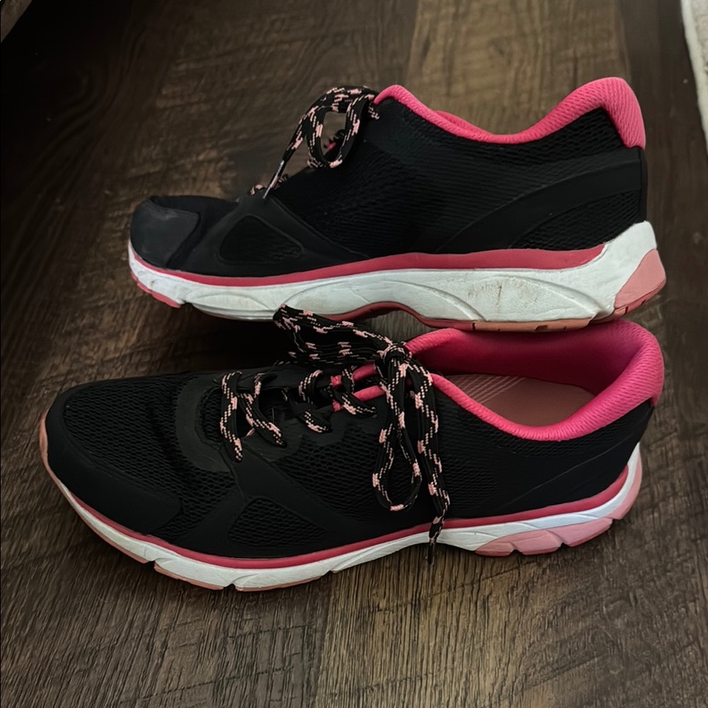 Vionic Black and Pink Athletic Shoes for Active Comfort